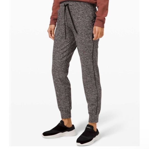 lululemon athletica Pants - Lululemon Ready to Rulu Joggers Size 4